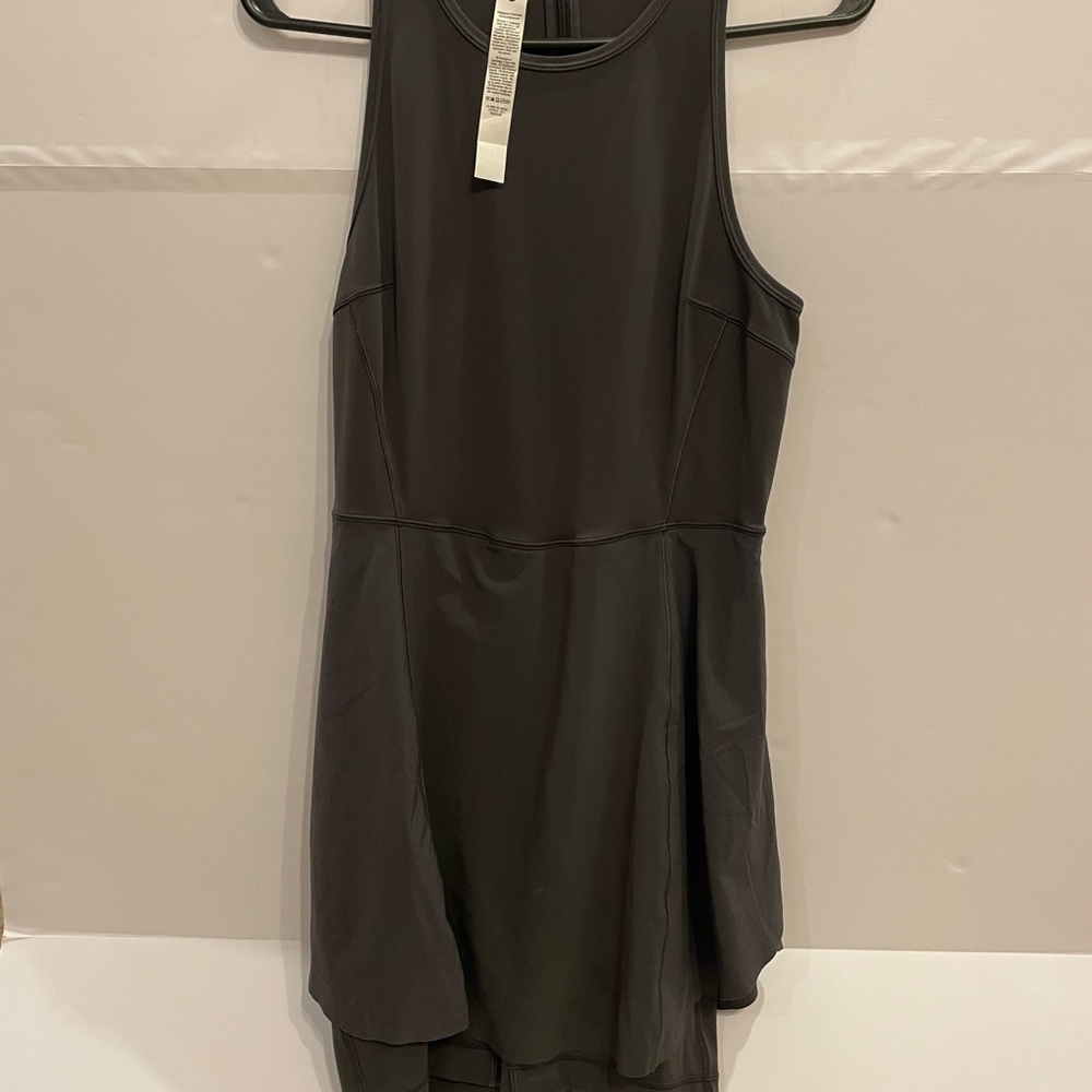 Lululemon Nulux Running Dress 8"  Graphite Grey. Size 6